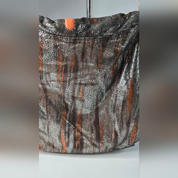 MALINI MURJANI EXOTIC HOBO POCKET LEATHER SHOULDER BAG SILVER BLACK ORANGE - Picture 8 of 16